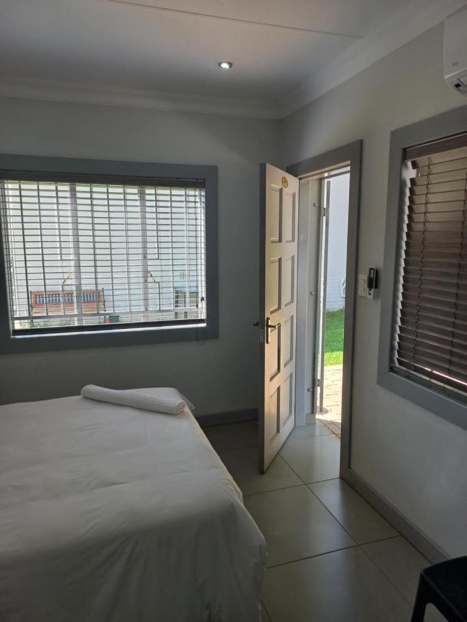 Triple9 Hatfield Guesthouse Pretoria Phòng bức ảnh